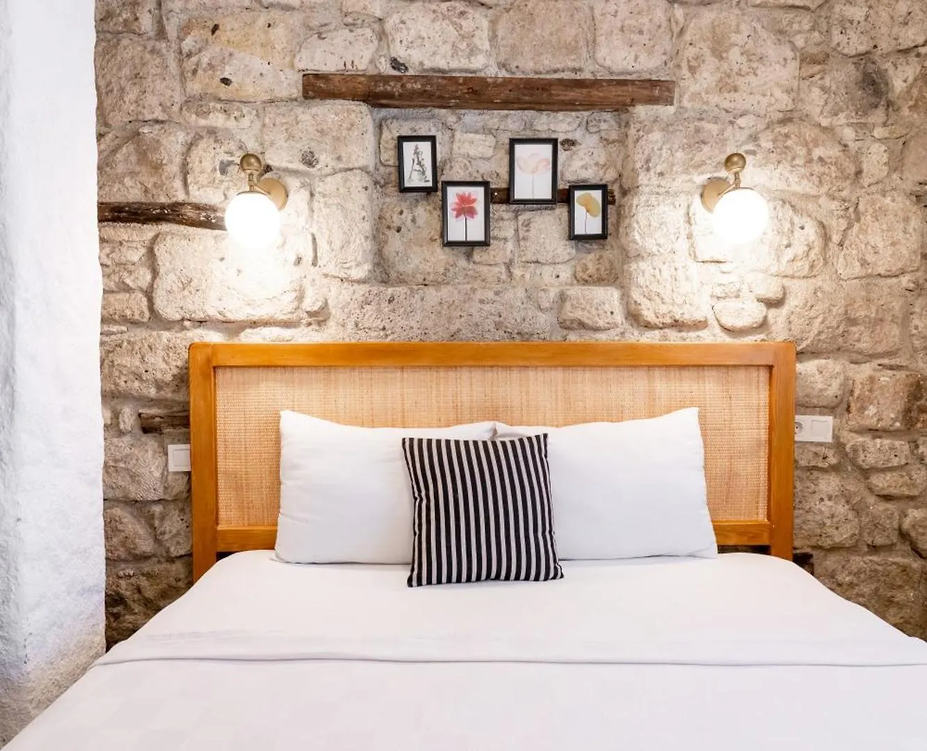 The Comelly Alacati Cesme Hotel