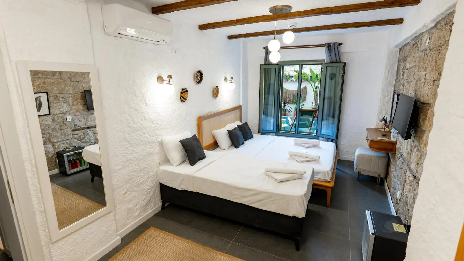 *** Hotel The Comelly Alacati Cesme Turkey